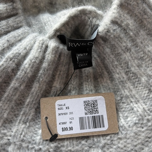 NWT RW&CO. Gray Cable Knit Sweater - Picture 6 of 11